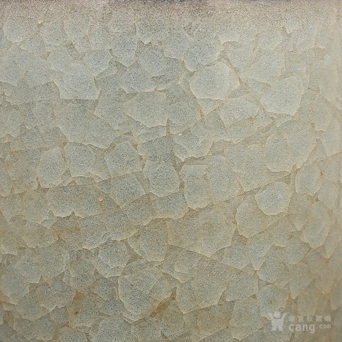 南宋官窑冰裂纹瓷器图片