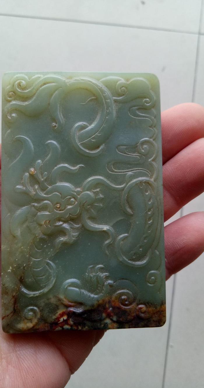 和田玉浮雕老玉龙牌