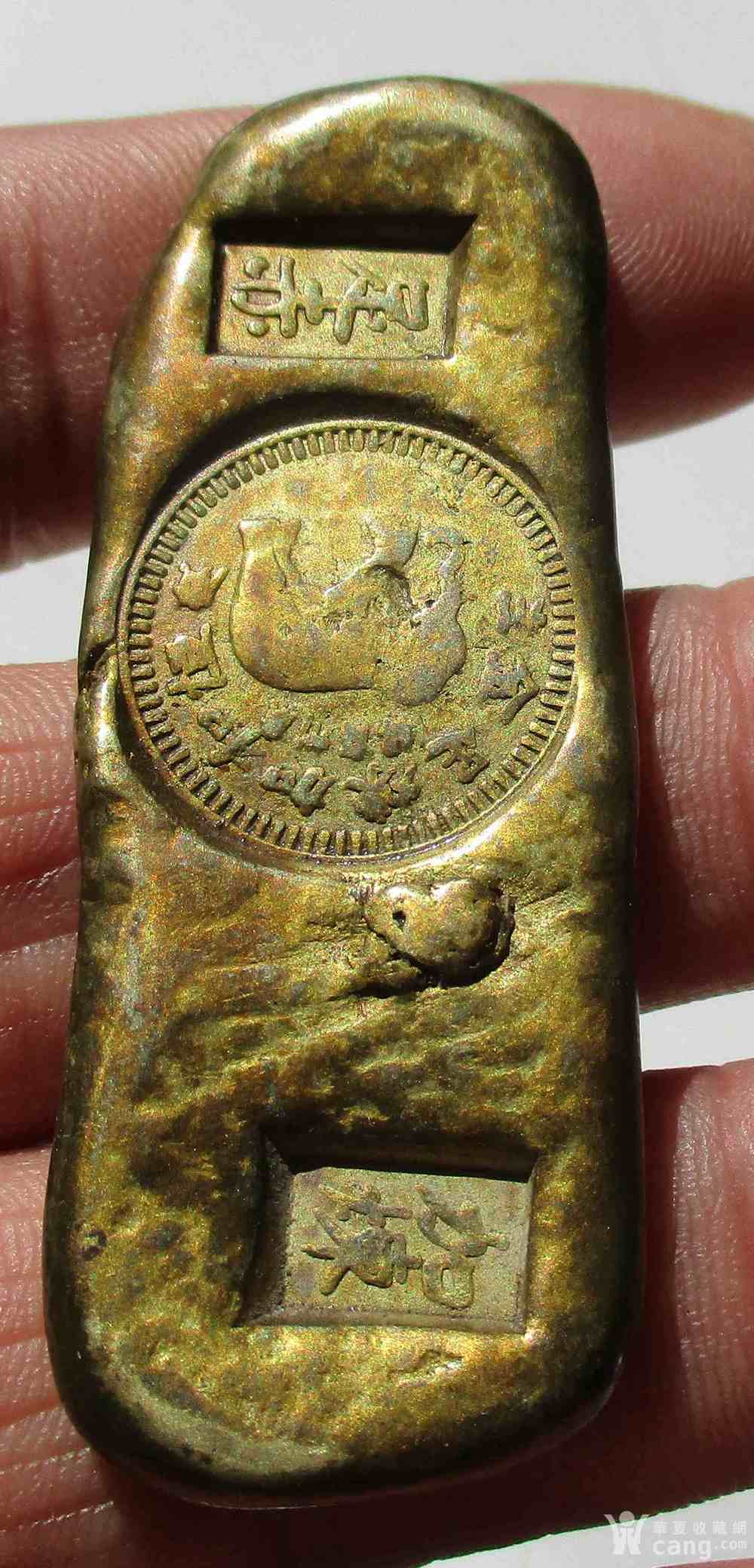 加栋足赤金条;金条长;6厘米;宽;2.5厘米;重;50克