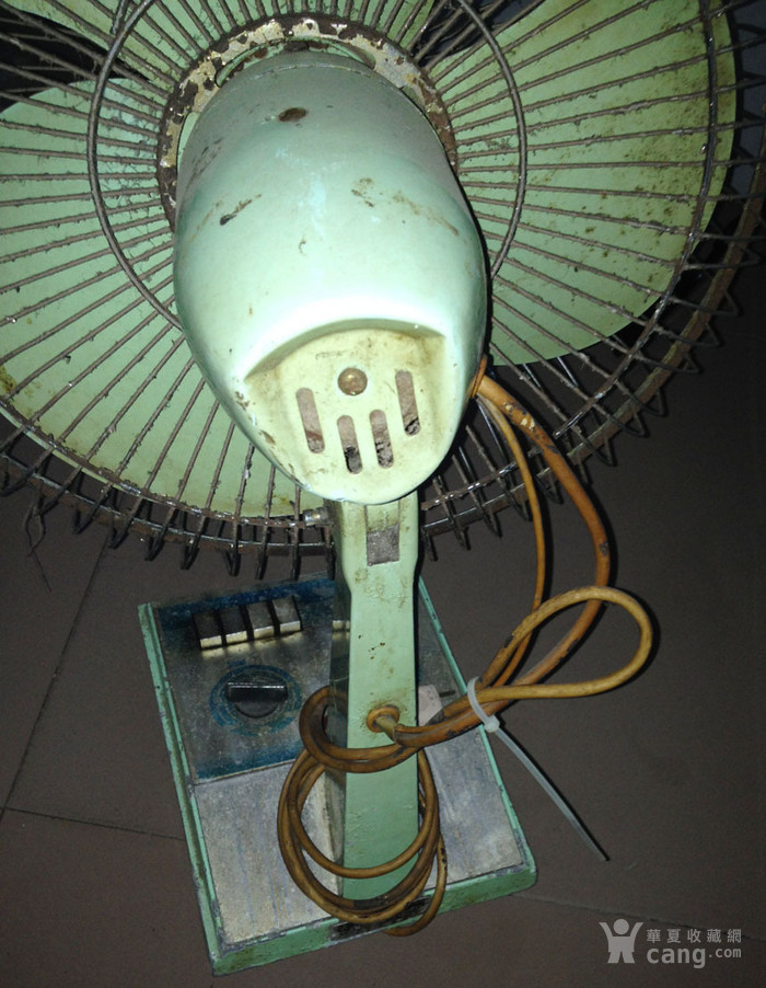 70年代老华生电风扇.很重,怀旧收藏使用
