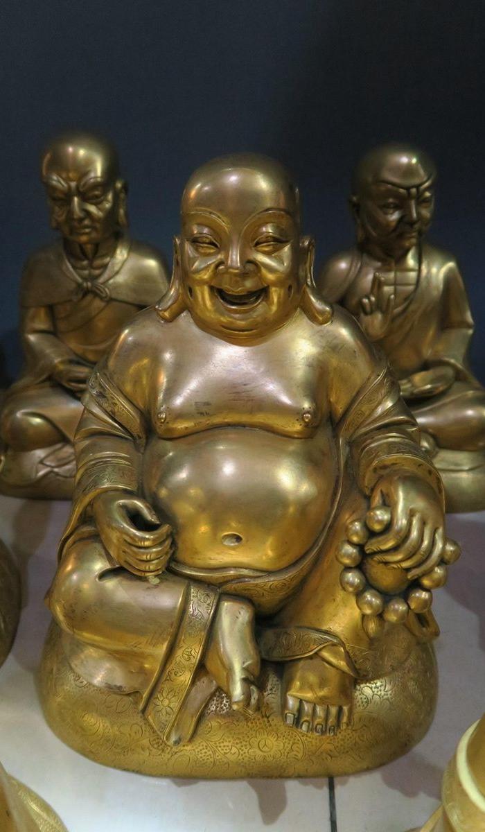 铜鎏金十八罗汉坐像