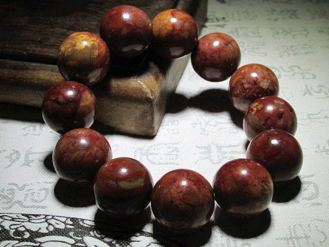 色肉俱佳 满肉 战国红 手串 极为莹润 19mm