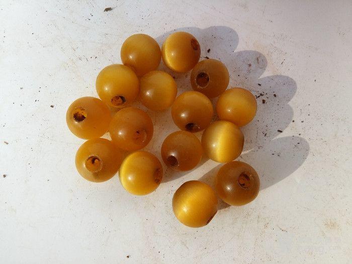 收来清代猫眼石珠子