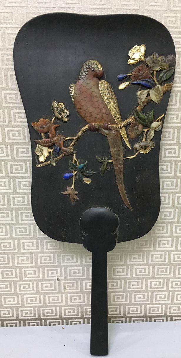 老紫檀木镶嵌花鸟纹芭蕉扇团扇摆件