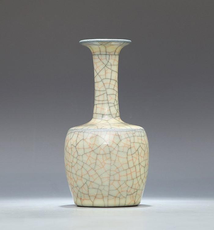 哥窑 金丝铁线 折肩棒槌瓶