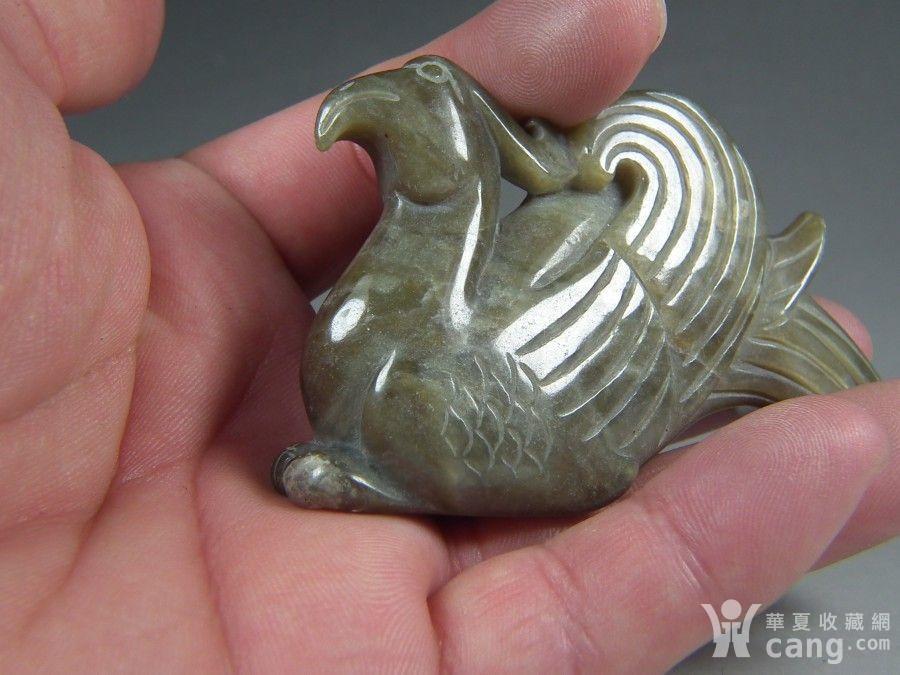 明代和田青玉带黑沁圆雕大玉鸟摆件
