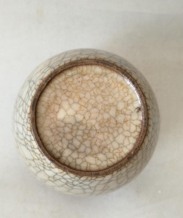 哥窑小罐