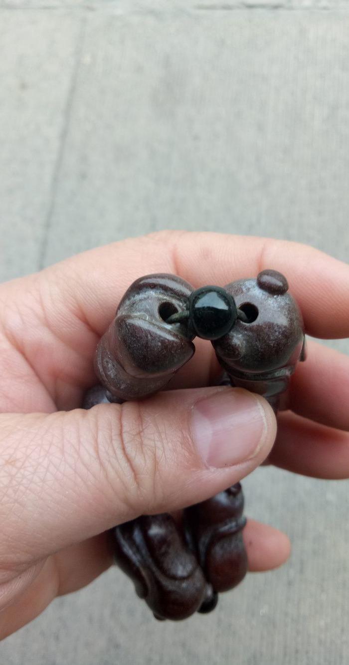 乡下收的红玉蝉手串6颗