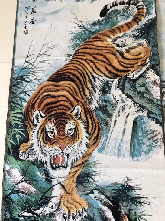 织锦挂画 猛虎图 上山虎 下山虎 2件一起