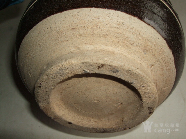 *磁州窑黑釉剔刻花玉壶春瓶完整真品