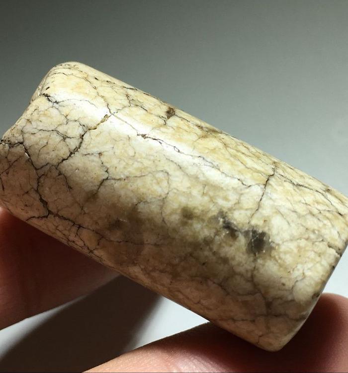 鸡骨白 玉勒子 土沁 开片漂亮 玉质 包浆 老厚