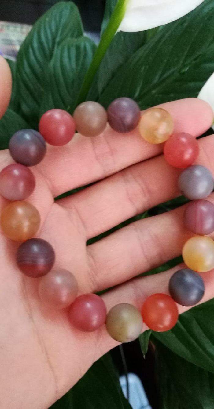 12mm盐源玛瑙手串