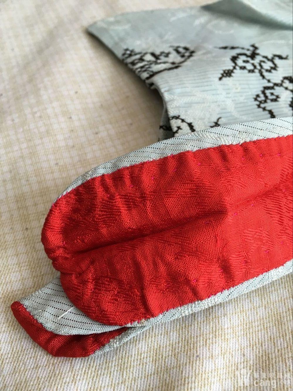 三寸金莲罗袜一双