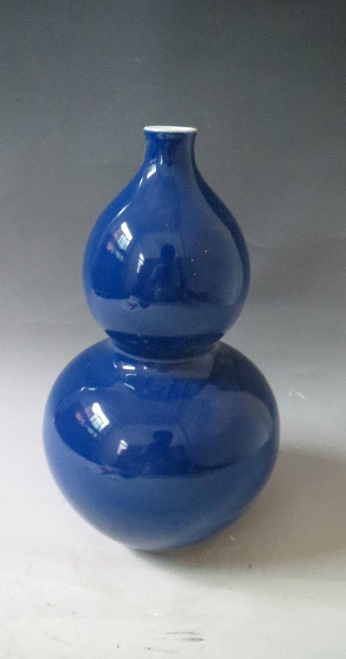 霁蓝釉葫芦瓶