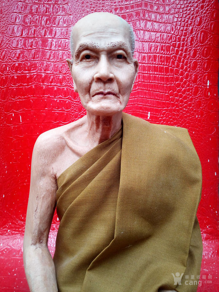 回流泰国肉身佛