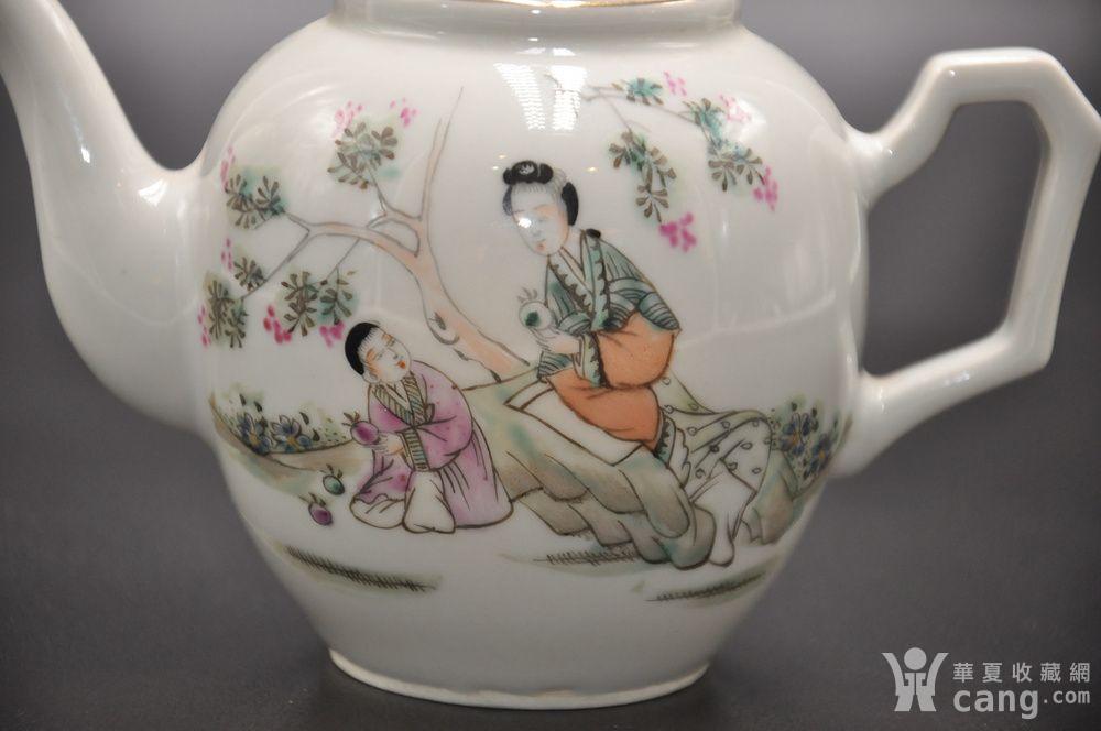 民国绘仕女茶壶 公兴昌底款