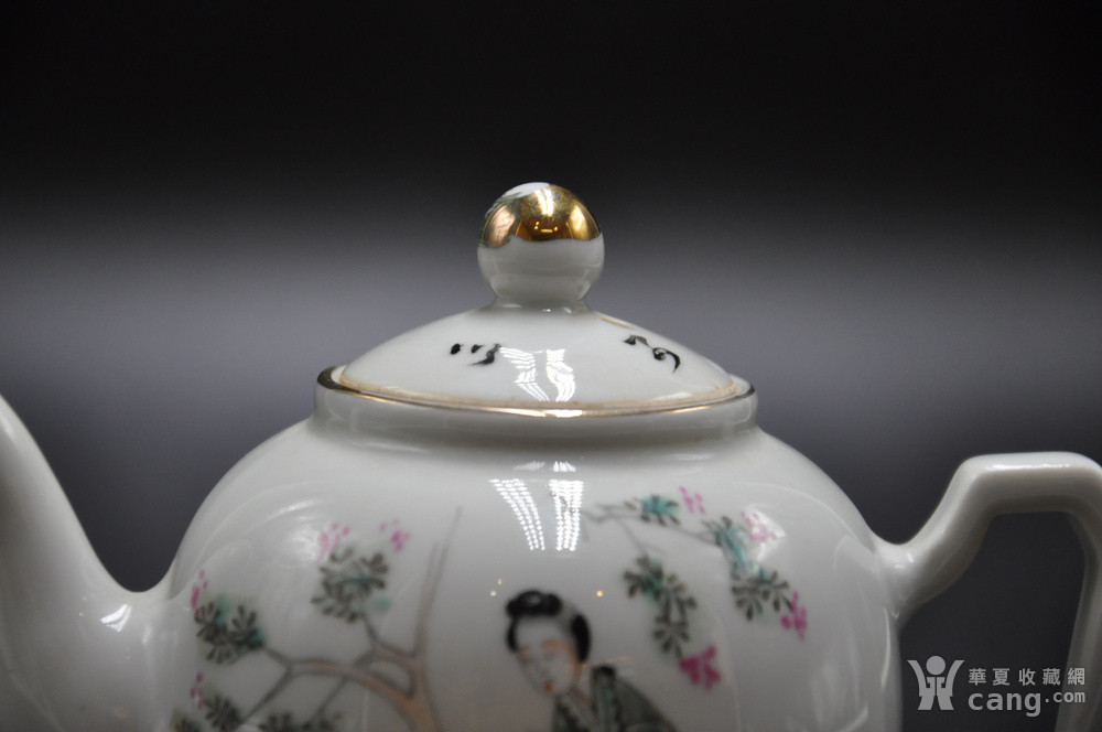 民国绘仕女茶壶 公兴昌底款