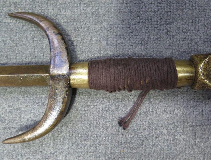 明代牛头铜锏