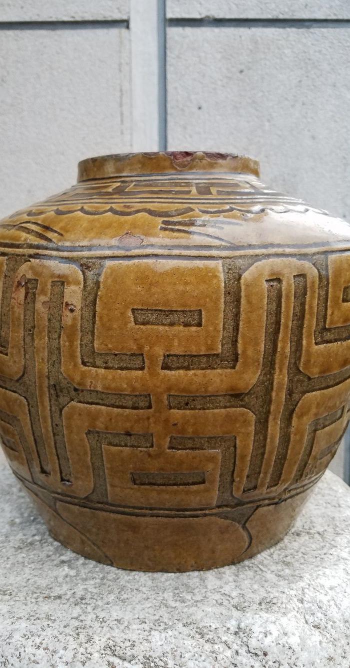 少见的 马口窑老寿字纹满工 大号陶罐