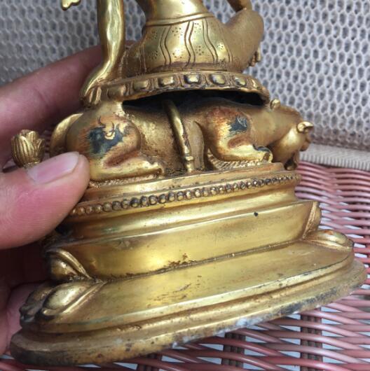 老铜观音摆件 铜鎏金坐骑金毛犼观世音菩萨摆件 老鎏金观音