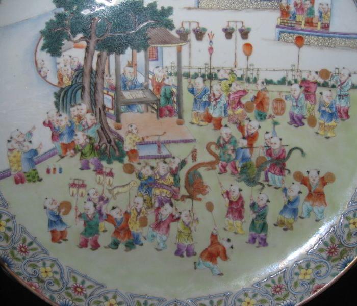 清乾隆百子千孙图粉彩盘