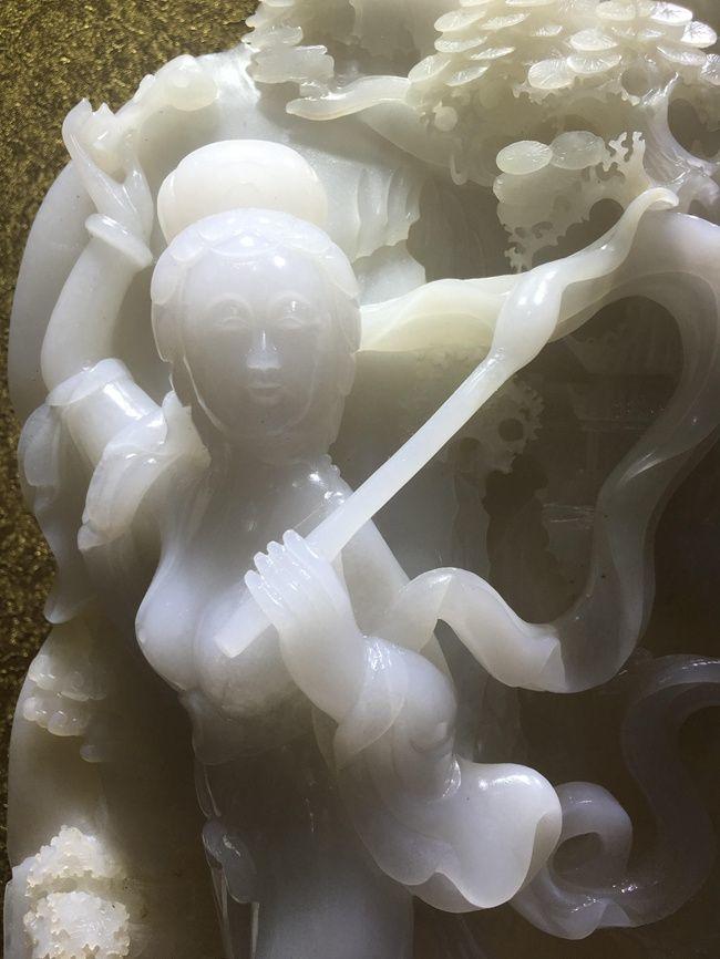 和田玉浮雕仙女摆件