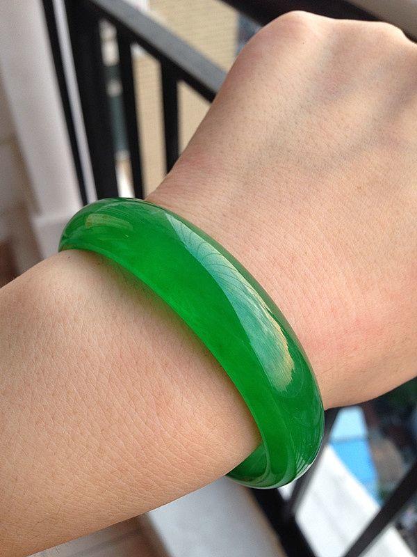 缅甸天然翡翠手镯正阳绿帝王绿满绿冰种正品