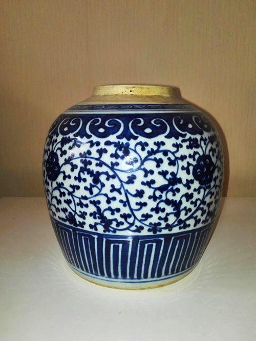 清乾隆青花缠枝莲纹人头罐