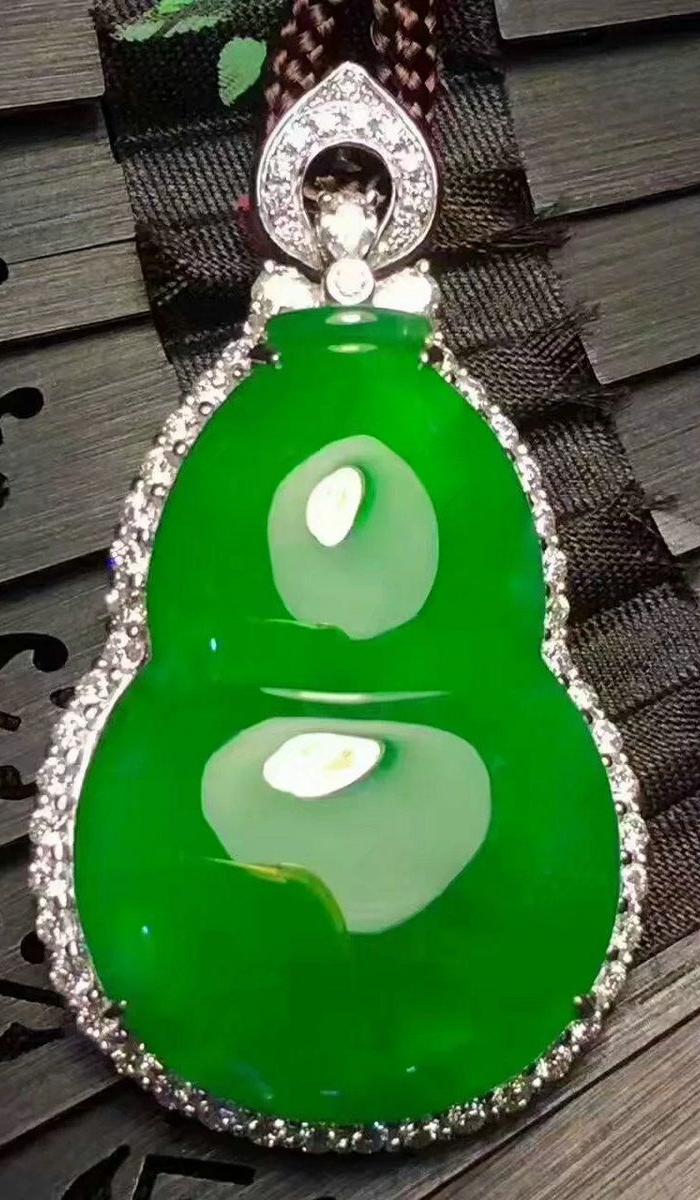 翡翠老坑帝王绿大葫芦kwdfgh79