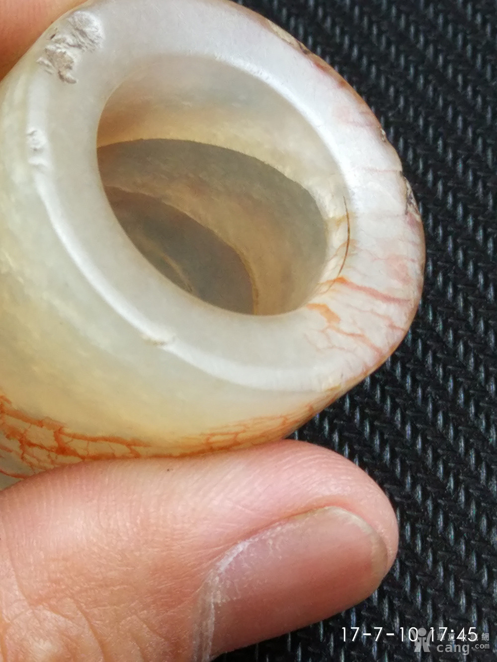 清代血丝沁玉扳指