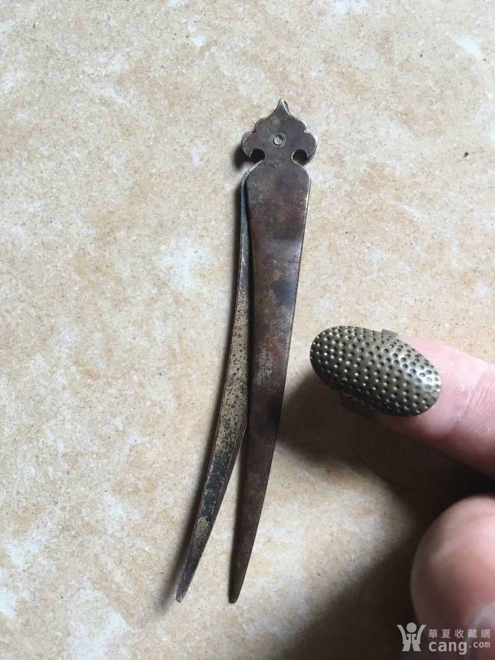 二个小巧可爱人见人爱的古代小物件