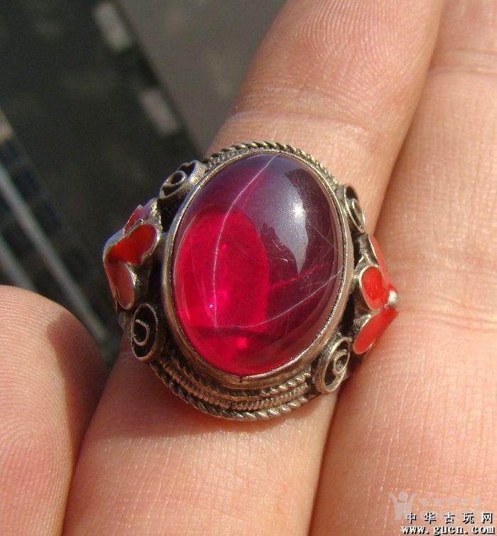 老银镶嵌红宝石戒指