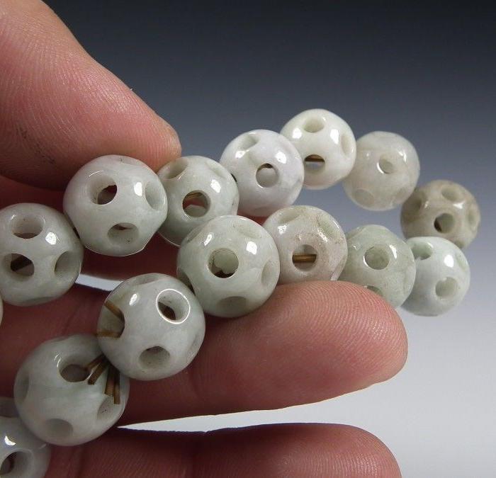 近现代a货镂空玲珑珠手串