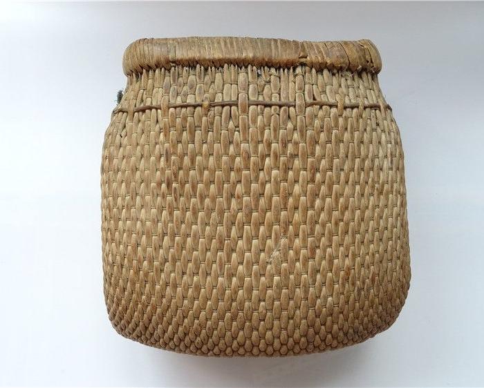 近代民俗藤编老藤篓一个