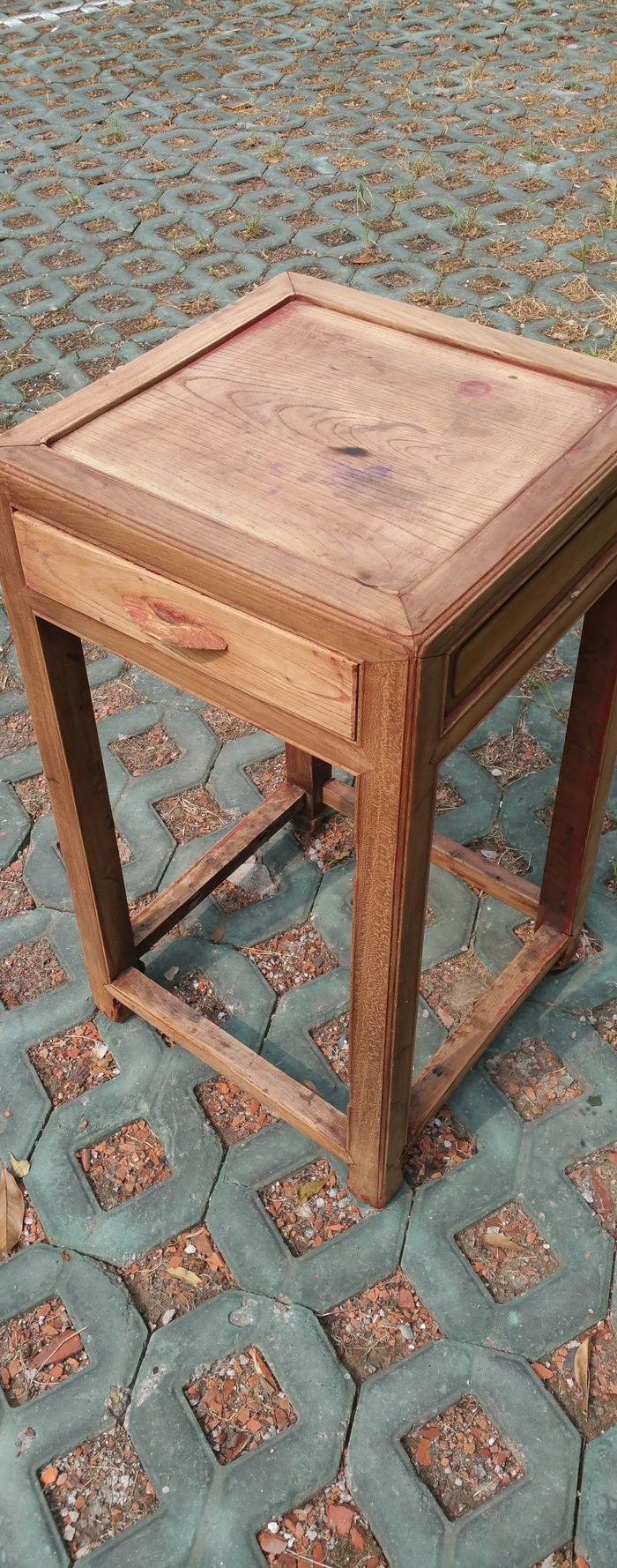 清代苏工榉木茶几一只,运费到付