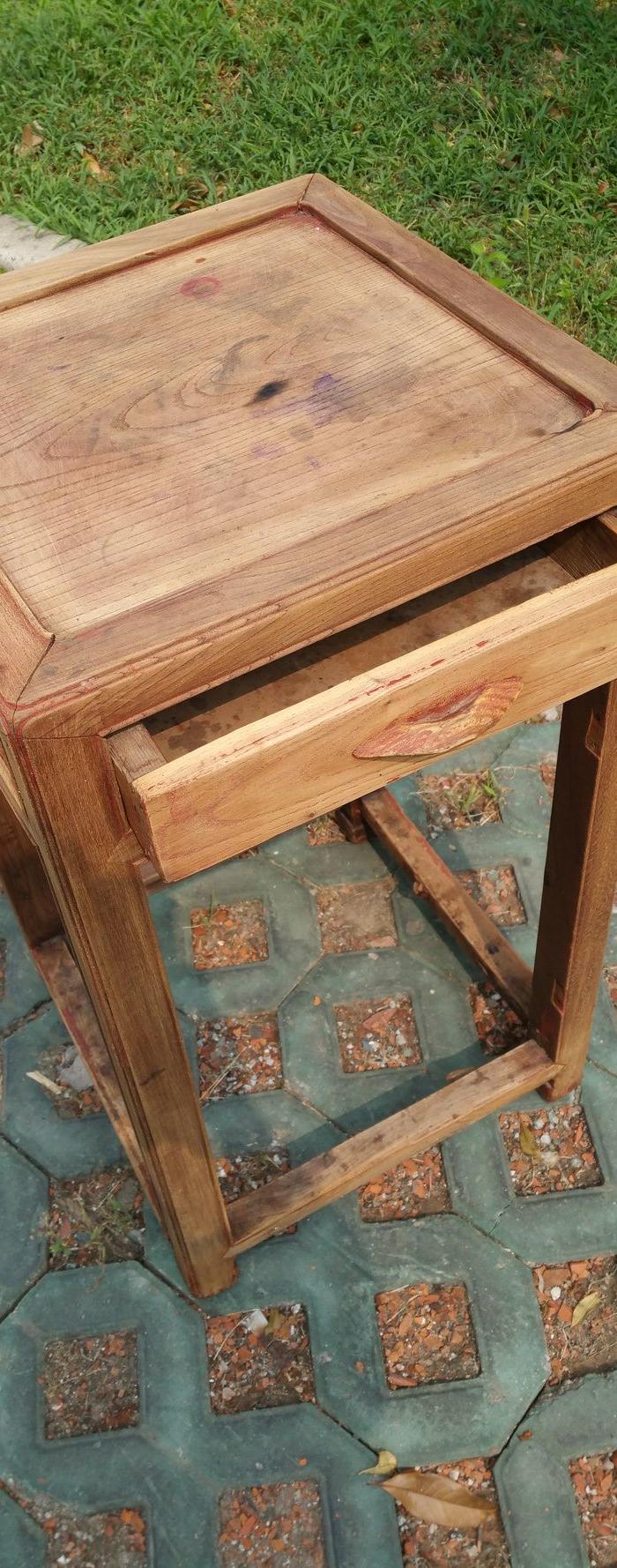 清代苏工榉木茶几一只,运费到付