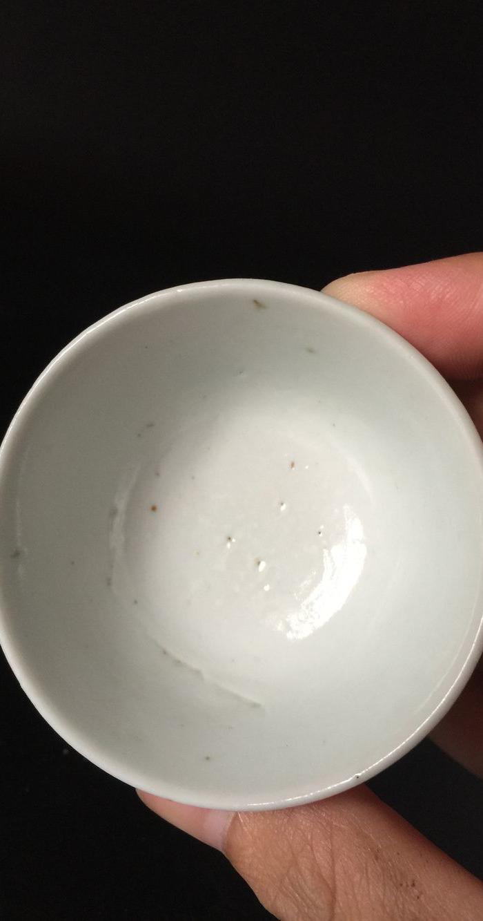 光绪青花玉字款三仙人物酒杯