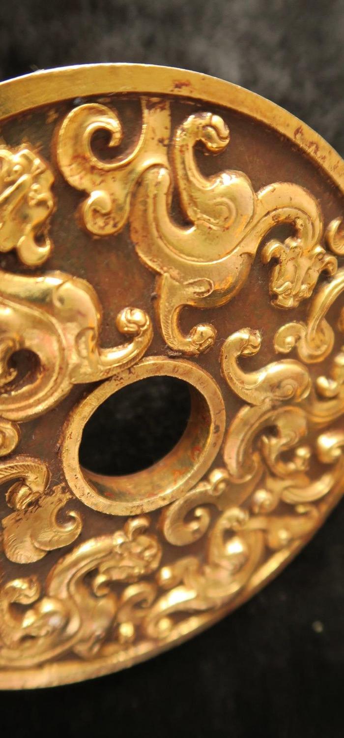 和田玉鎏金海兽玉璧