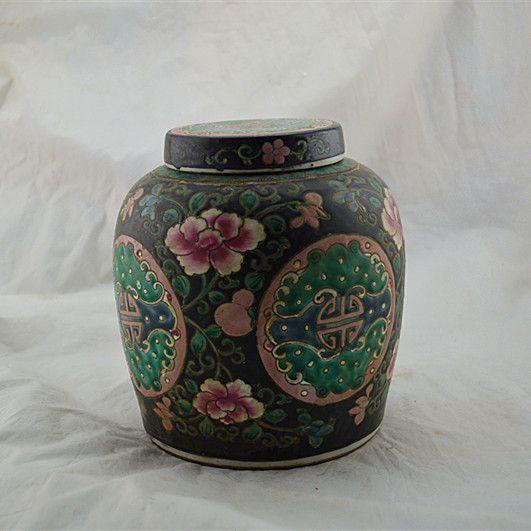 民国 黑底寿字堆花古彩老罐子