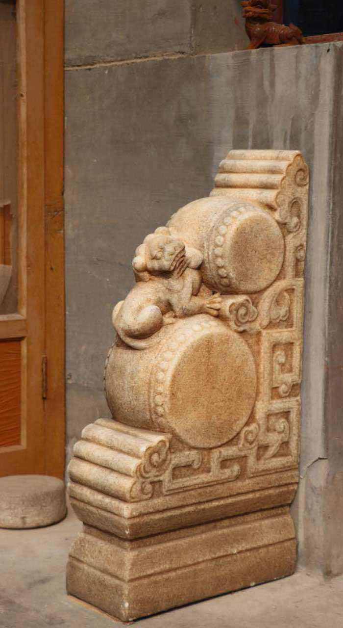 石狮抱鼓如意门墩