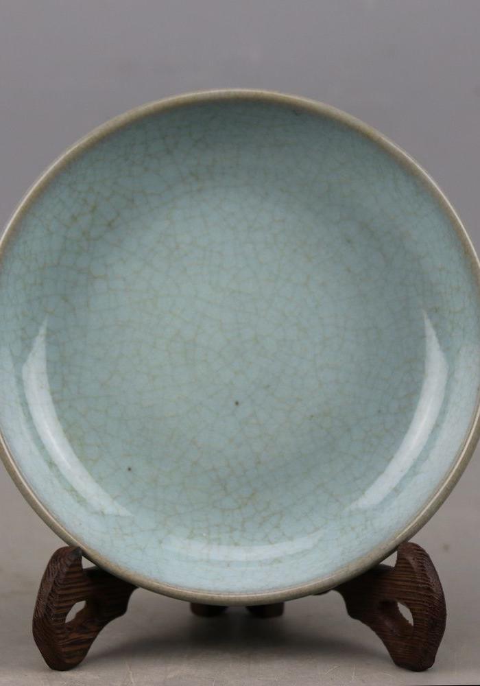 汝窑天青釉莲花笔洗,汝窑天青釉莲花碗,汝窑天青釉_大山谷图库