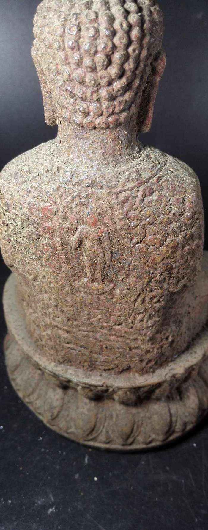            描述:开门清代老铁佛