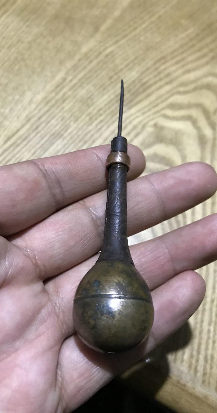 清代老铜锥子一个