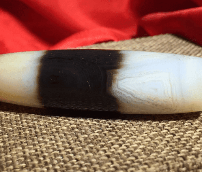 藏传一线朱砂老天珠