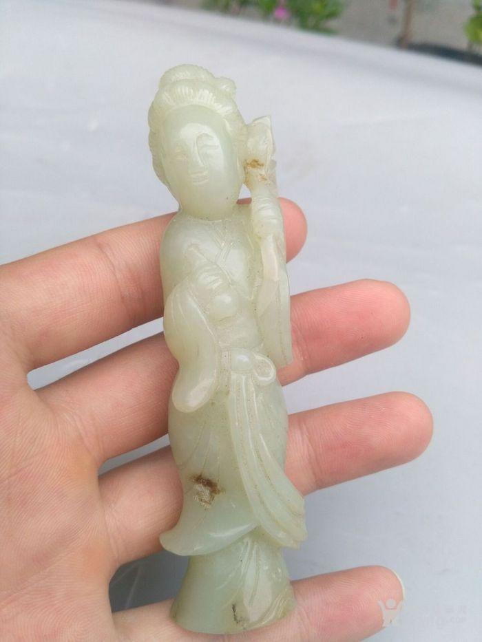 清代老和田玉人