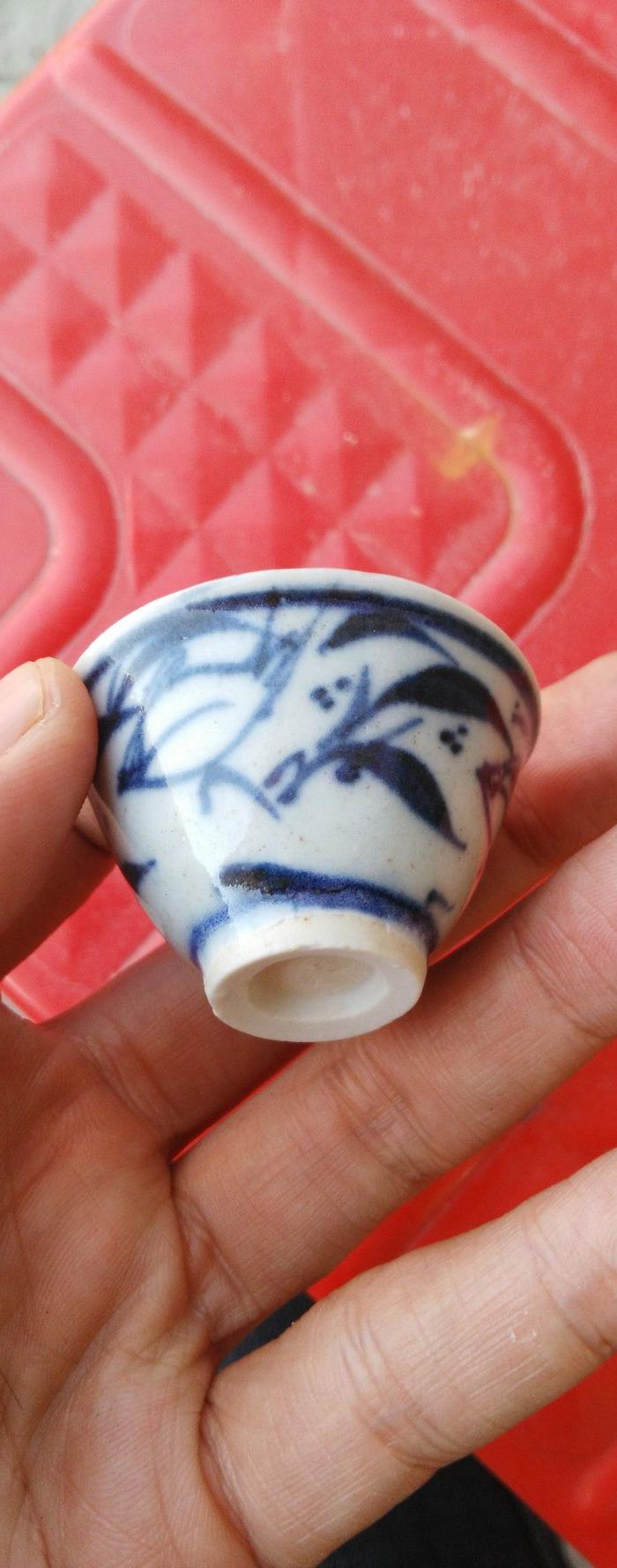 康熙青花压手杯