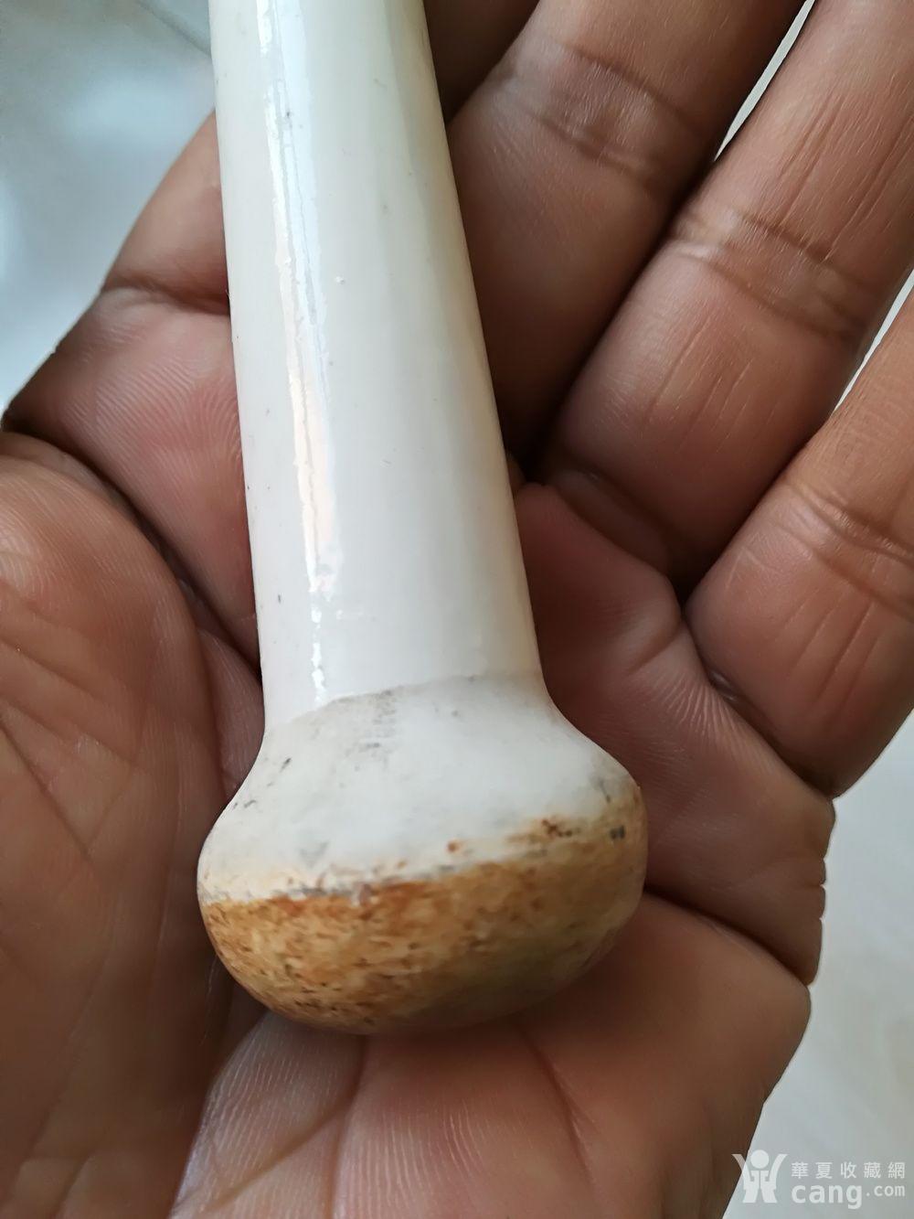 民国白釉瓷药杵子一个