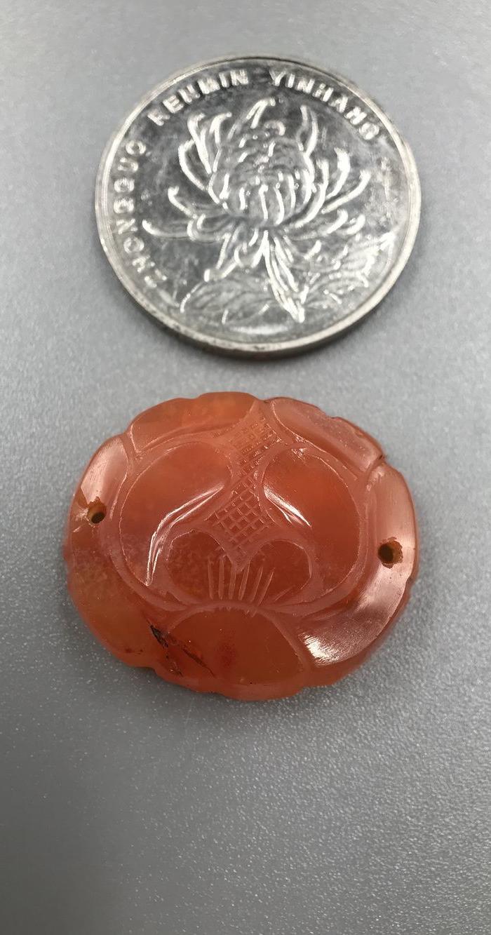 晚清民国花卉纹玛瑙帽正_晚清民国花卉纹玛瑙帽正价格