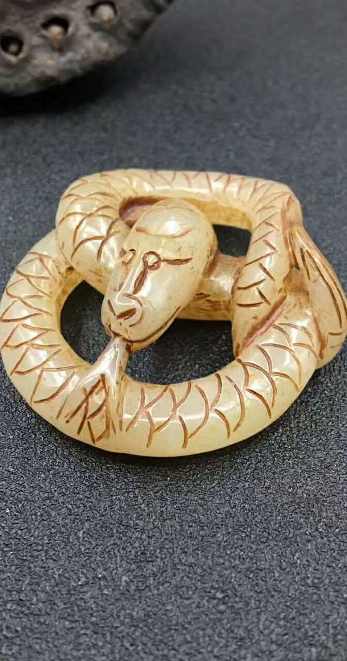 和田玉蛇 富贵缠身