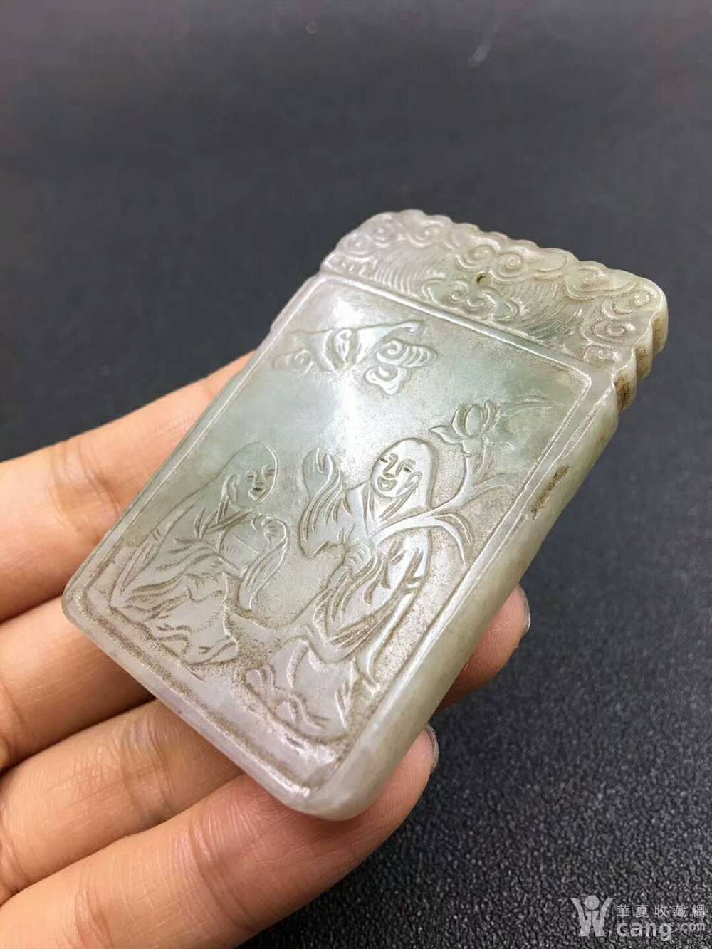 翡翠子冈牌,尺寸:6.1x4.1x0.8cm,重58.1克